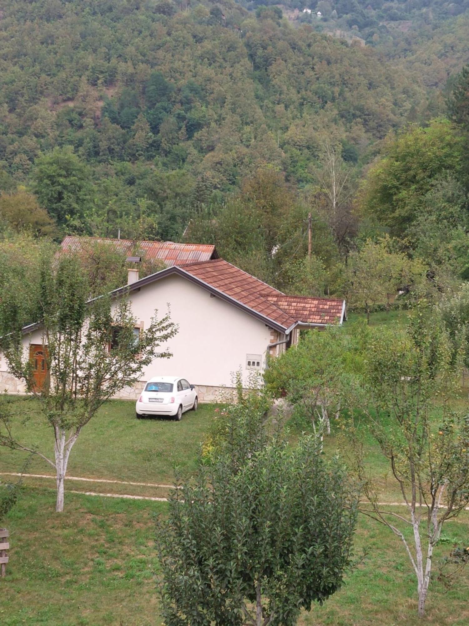 Apartment "Mira" Foca Exterior photo