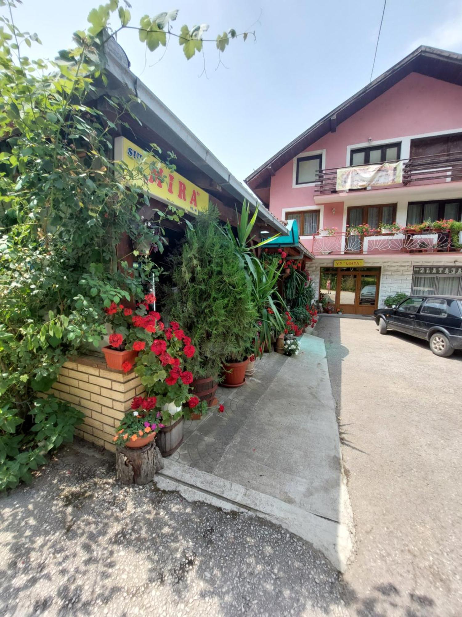 Apartment "Mira" Foca Exterior photo
